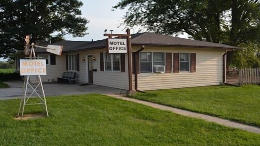 艾吉通恩纳尔汽车旅馆