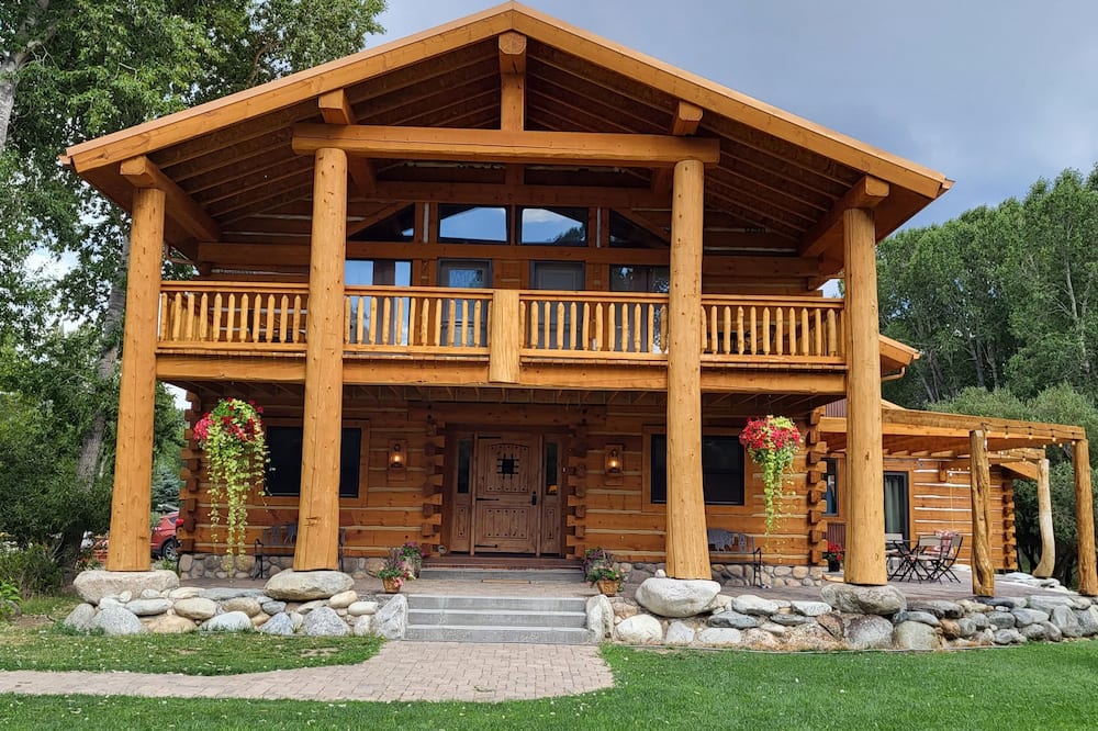 Buffalo Peaks B&B