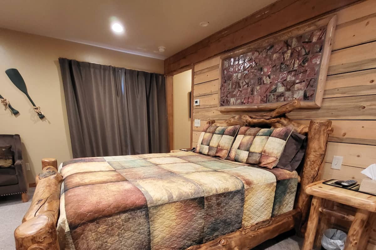 5. Mt. Oxford Room | เครื่องนอนระดับพรีเมียม, เตียง Tempur-Pedic, โต๊ะทำงาน