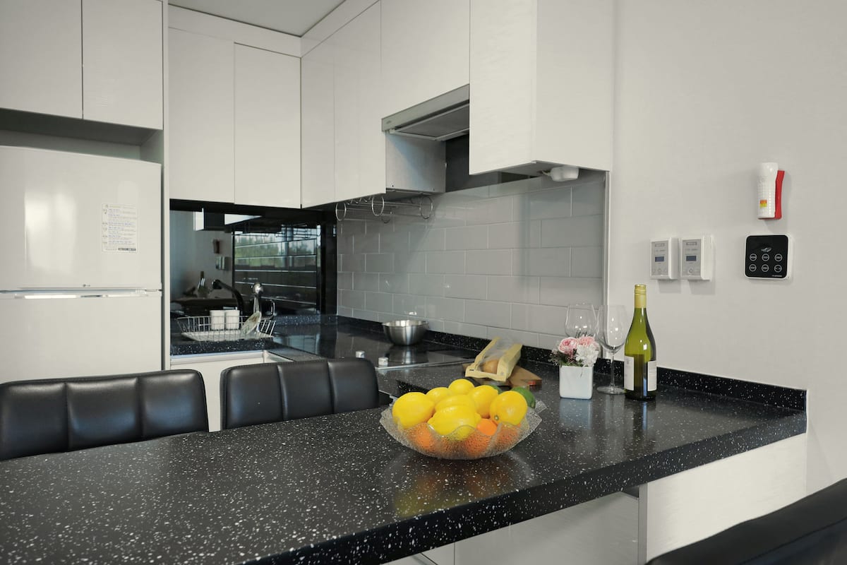 fridge, microwave, rice cooker, cookware/dishes/utensils