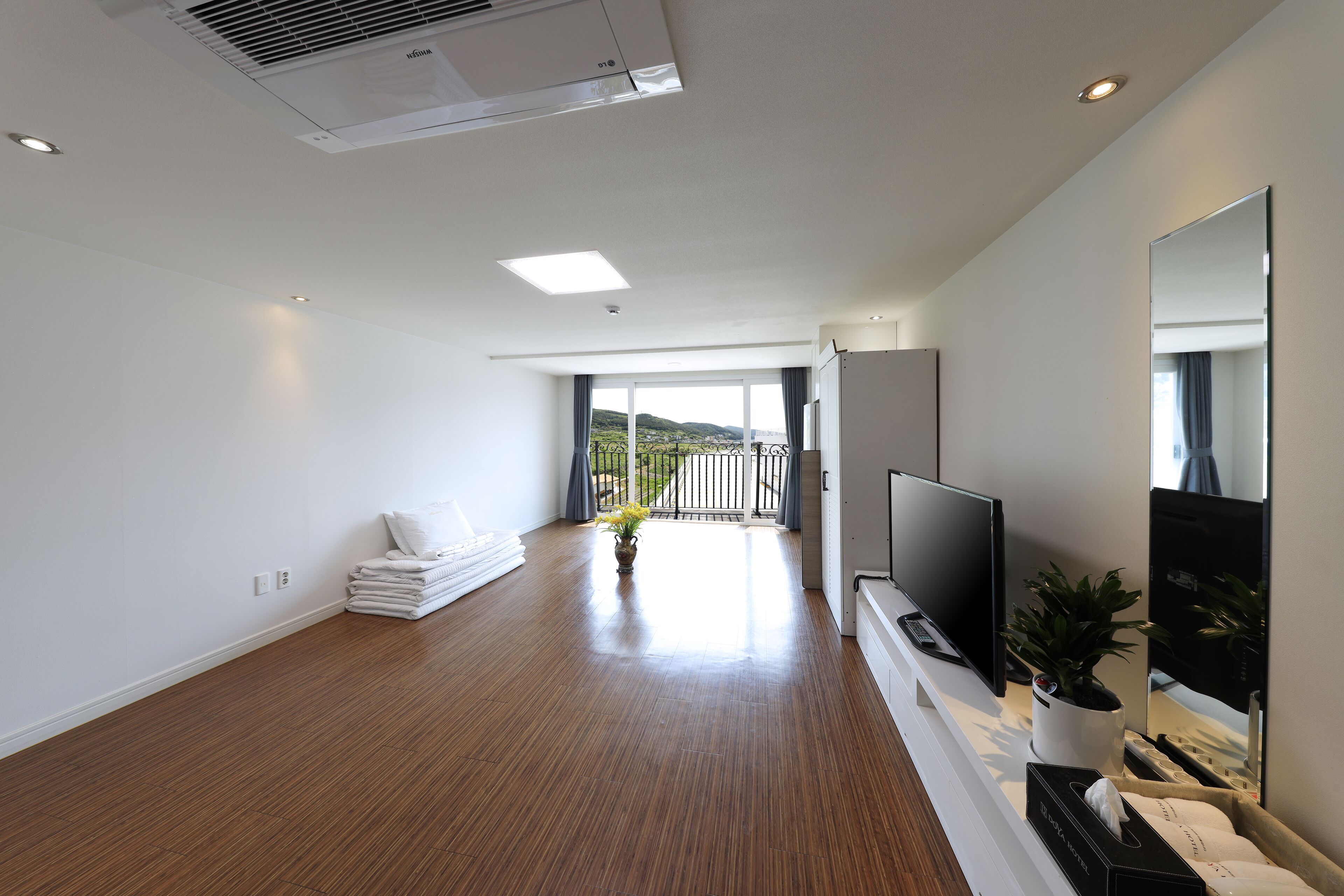 traditional room (annex building) | blackout curtains, free wifi, bed sheets