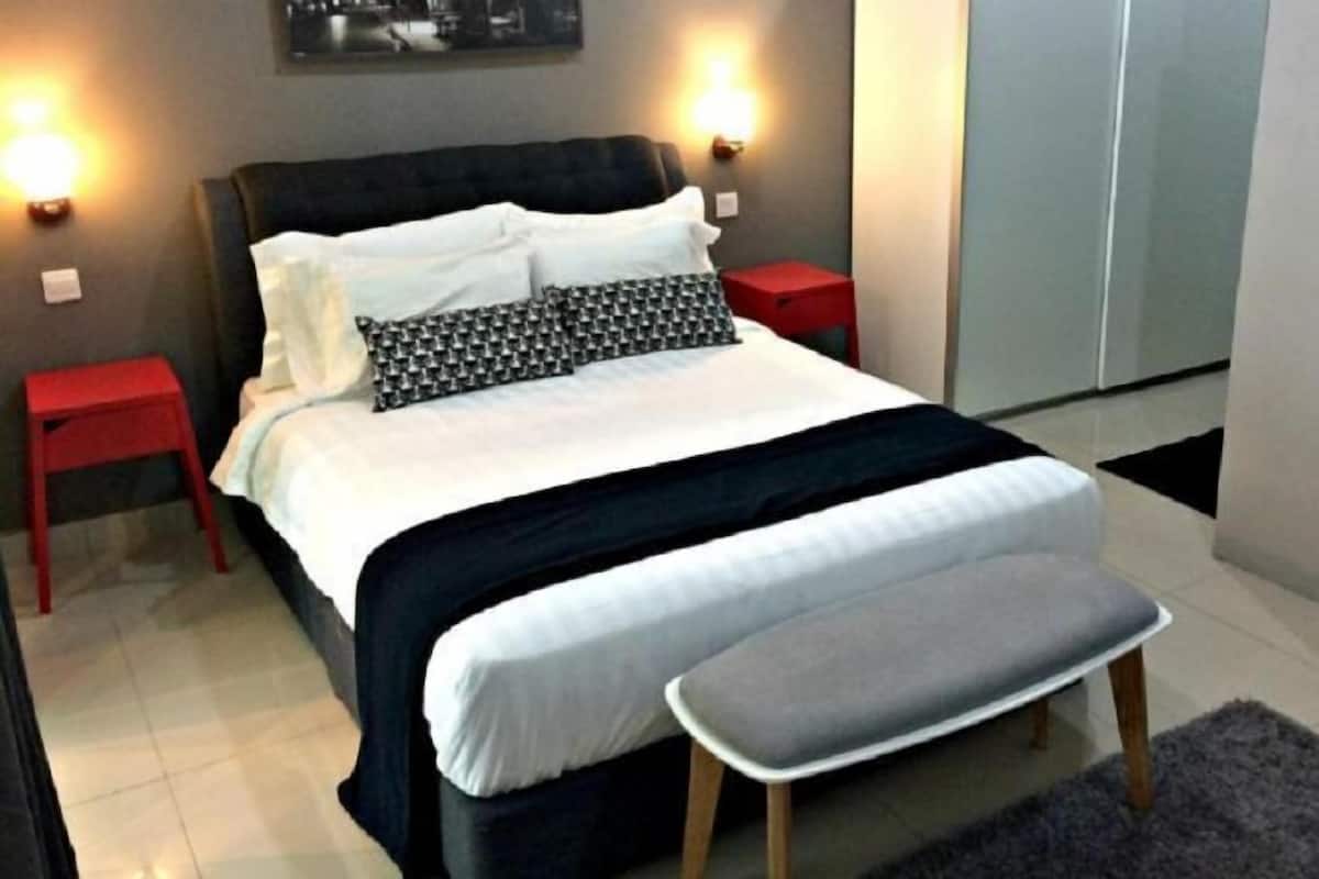 1 quarto, frigobar, camas extras/dobráveis (sobretaxa)