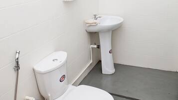 Douche, serviettes fournies