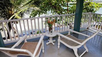 Quang cảnh nhìn từ nơi lưu trú