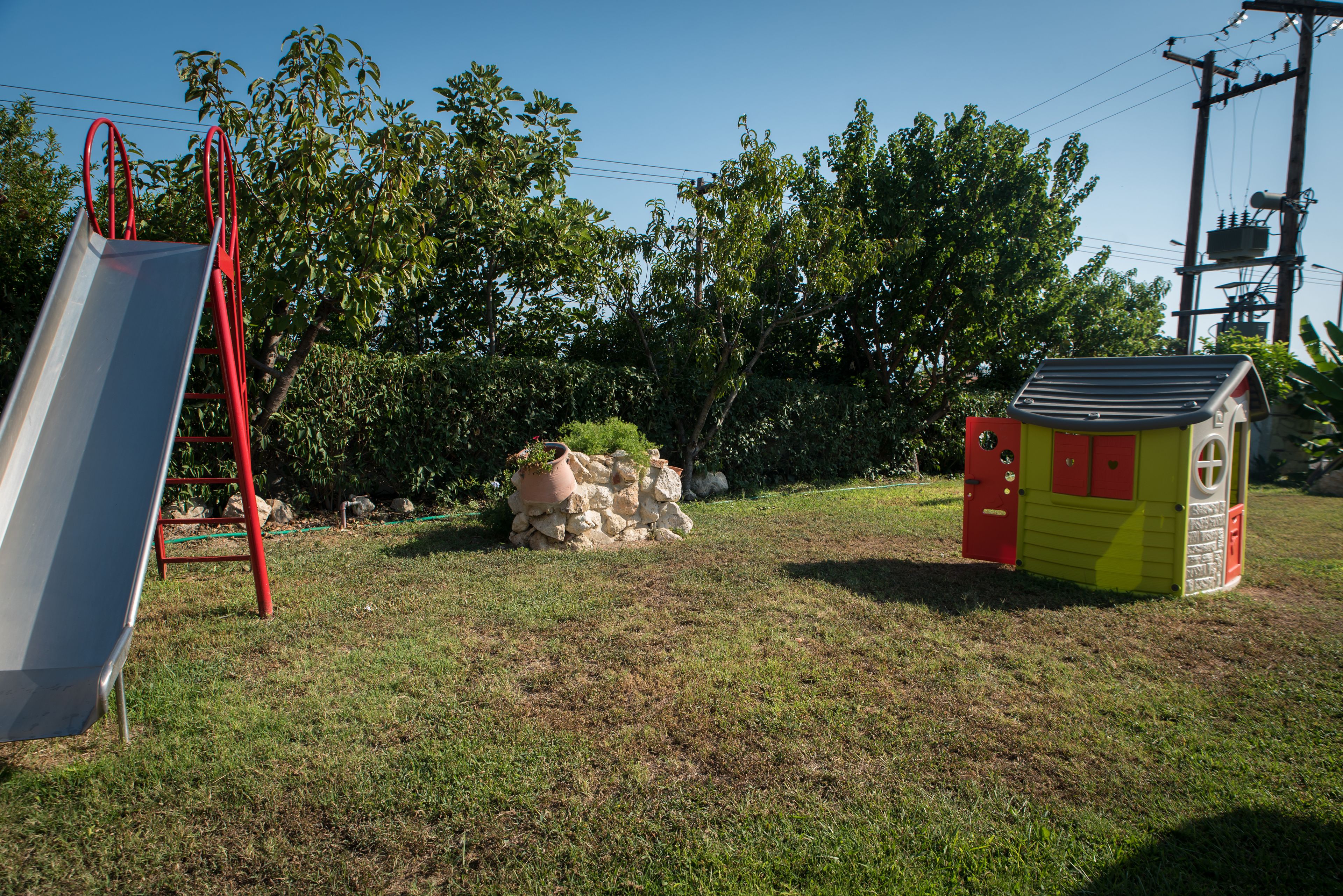 children’s play area – outdoor