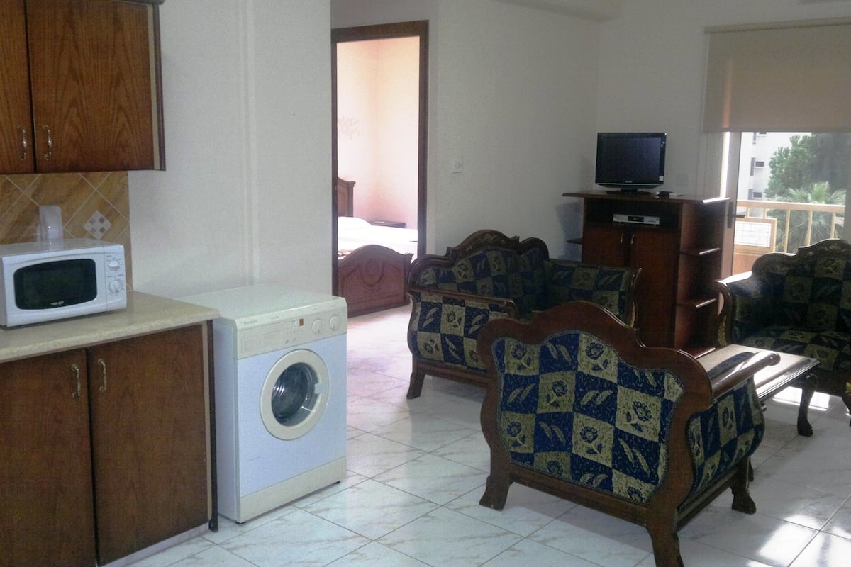 Apartment, 1 Bedroom | Living room | TV
