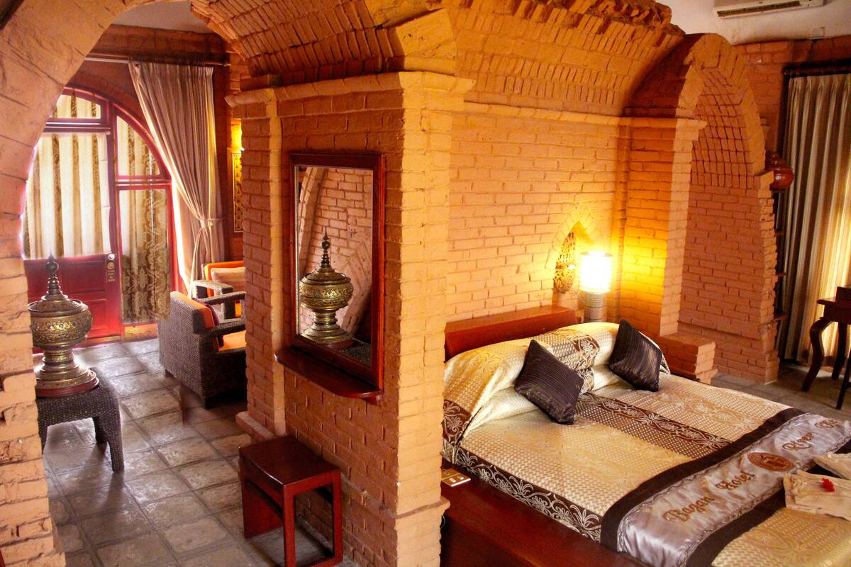 minibar, in-room safe, desk, blackout curtains