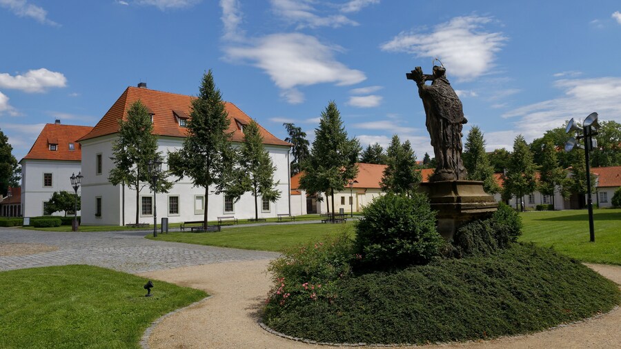 ホテル アダルベルト