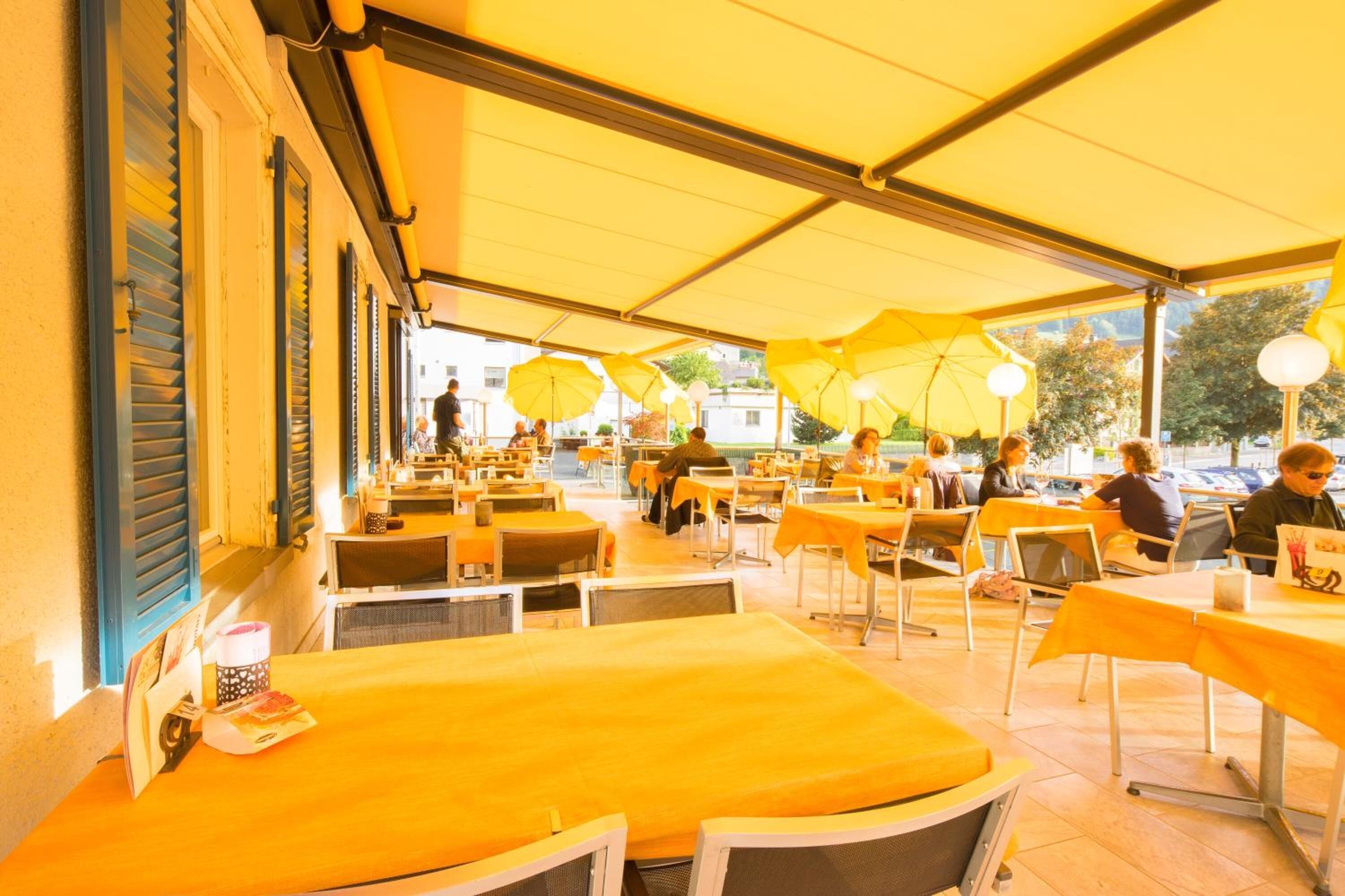 lunch and dinner served, regional cuisine