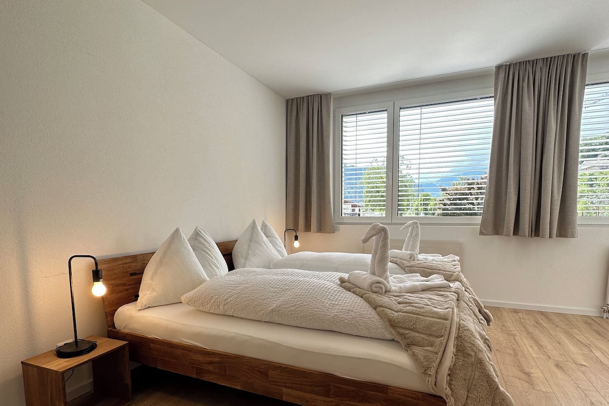 Double Room, Private Bathroom | Desk, soundproofing, WiFi (free), bed sheets
