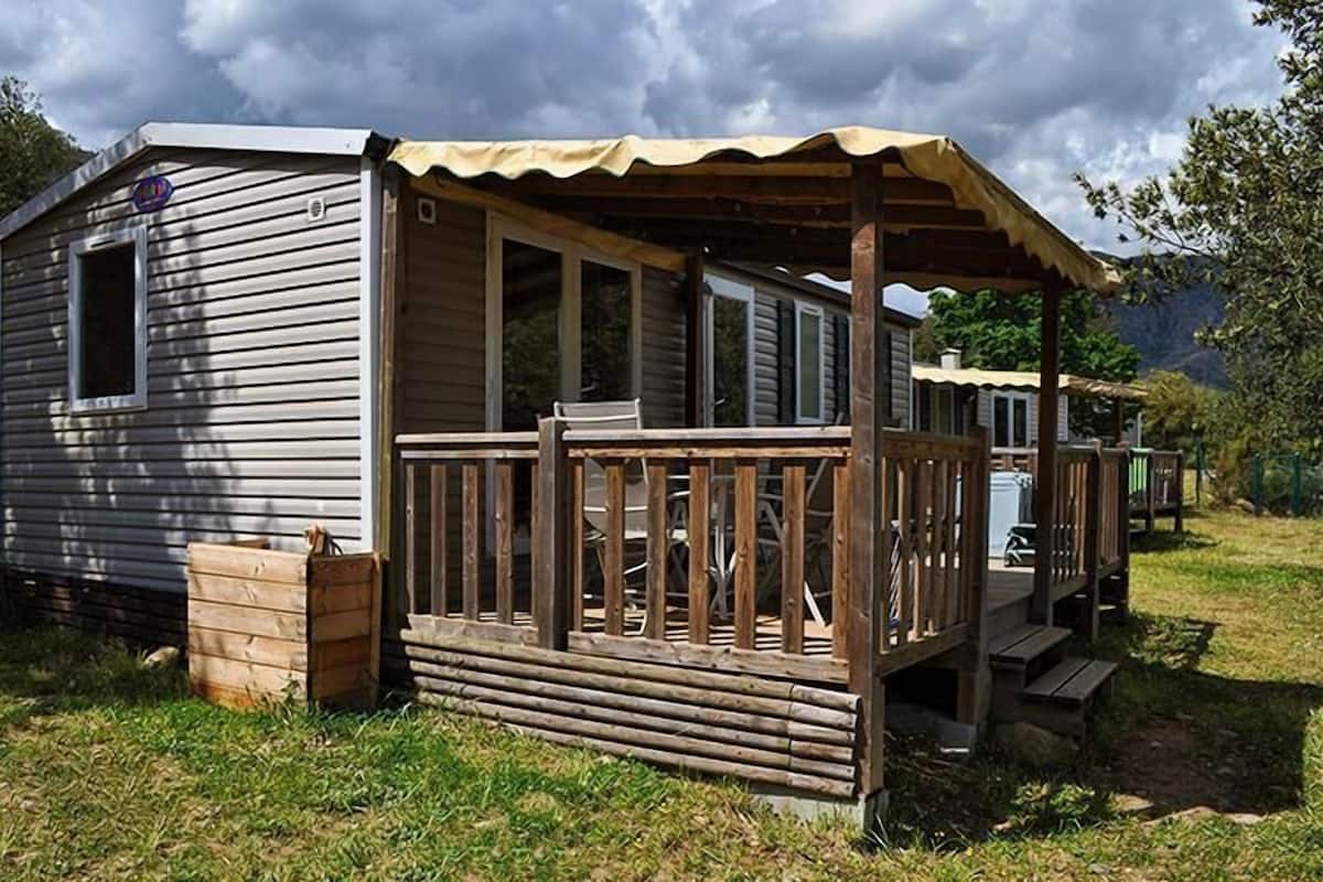 บ้านเคลื่อนที่พาโนรามิก, 3 ห้องนอน, วิวแม่น้ำ | 1 ห้องนอน, เตียง Select Comfort, เตารีด/โต๊ะรีดผ้า, Wi-Fi ฟรี