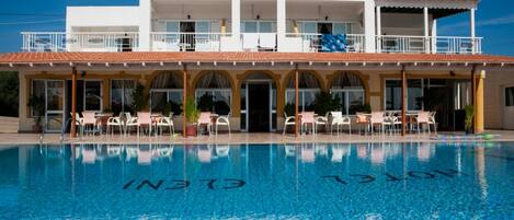 Facciata della struttura