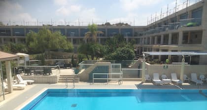 Nomi Suites