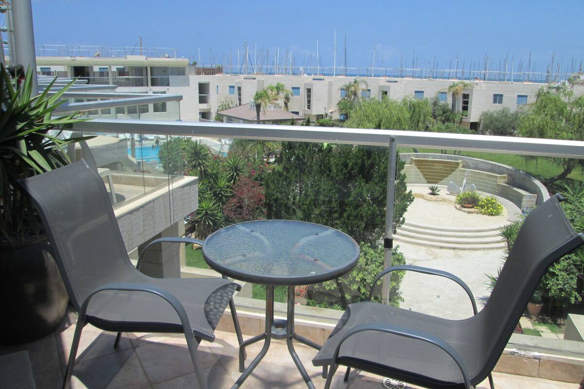  One Bedroom Apartment With Pool View | 1 bedroom, premium bedding, desk, soundproofing