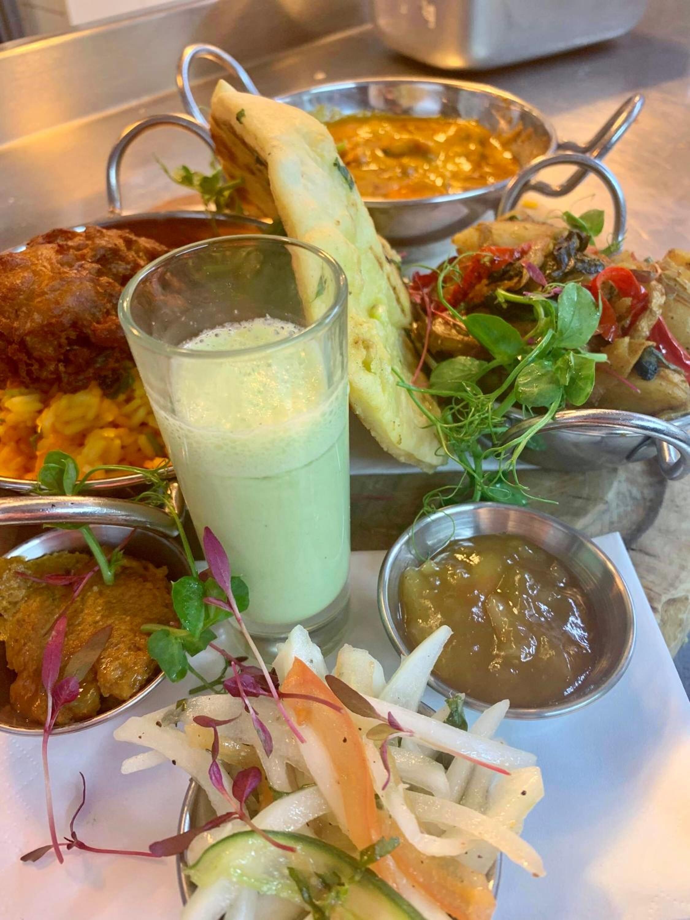 breakfast, lunch, dinner served; regional cuisine, al fresco dining