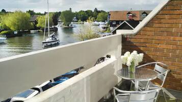 Phòng đôi Superior, 1 giường cỡ king, quang cảnh sông | Quang cảnh từ phòng