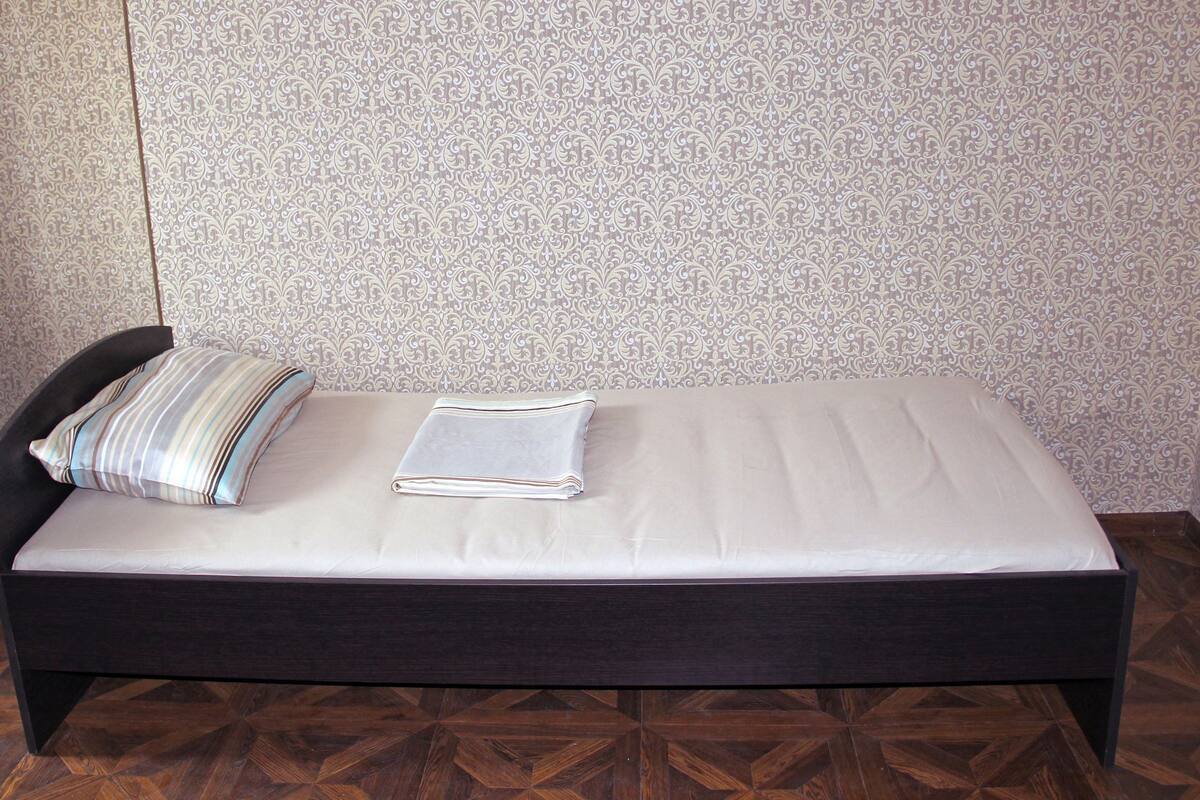 Comfort-Zimmer (5 guests) | Zimmersafe, schallisolierte Zimmer, Zustellbetten, kostenloses WLAN