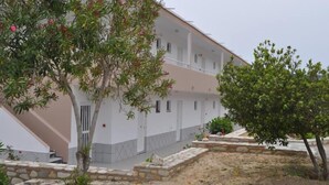Unclassified image, 5 of 27, button - Vasilis Studios (Kos)
