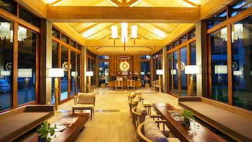 Kios check-in/check-out