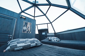 Individually decorated, free WiFi, bed sheets - Arctic SnowHotel & Glass Igloos (Rovaniemi)