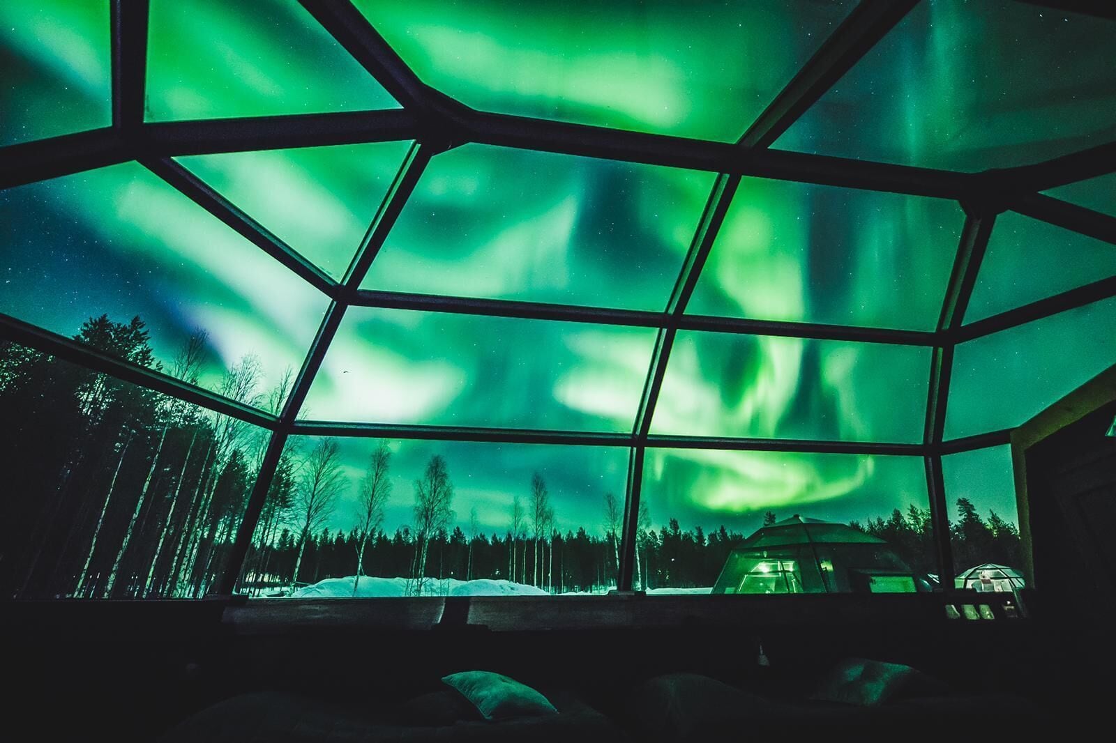 Family Glass Igloo (warm room)