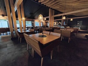 Desayuno buffet incluido todos los días 