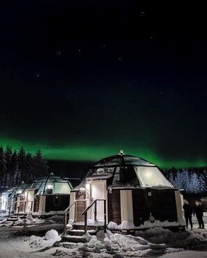 Twin Glass Igloo (warm room) |  獨特裝潢、免費無線上網、床單