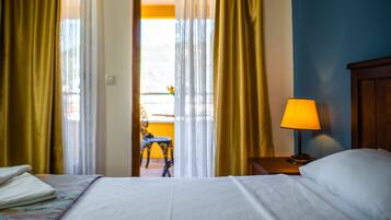 Duplex Plus Suite | 2 bedrooms, Egyptian cotton sheets, premium bedding, desk