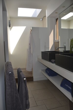 Villa de lujo, vista al océano, frente al mar | Baño