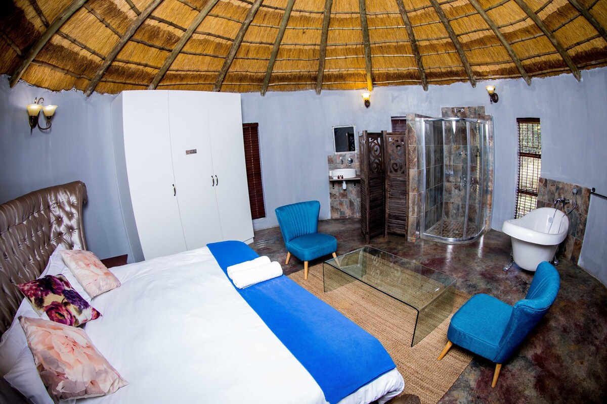 Luxury-Chalet, 1 Schlafzimmer | Schreibtisch, Verdunkelungsvorhänge, Bügeleisen/Bügelbrett