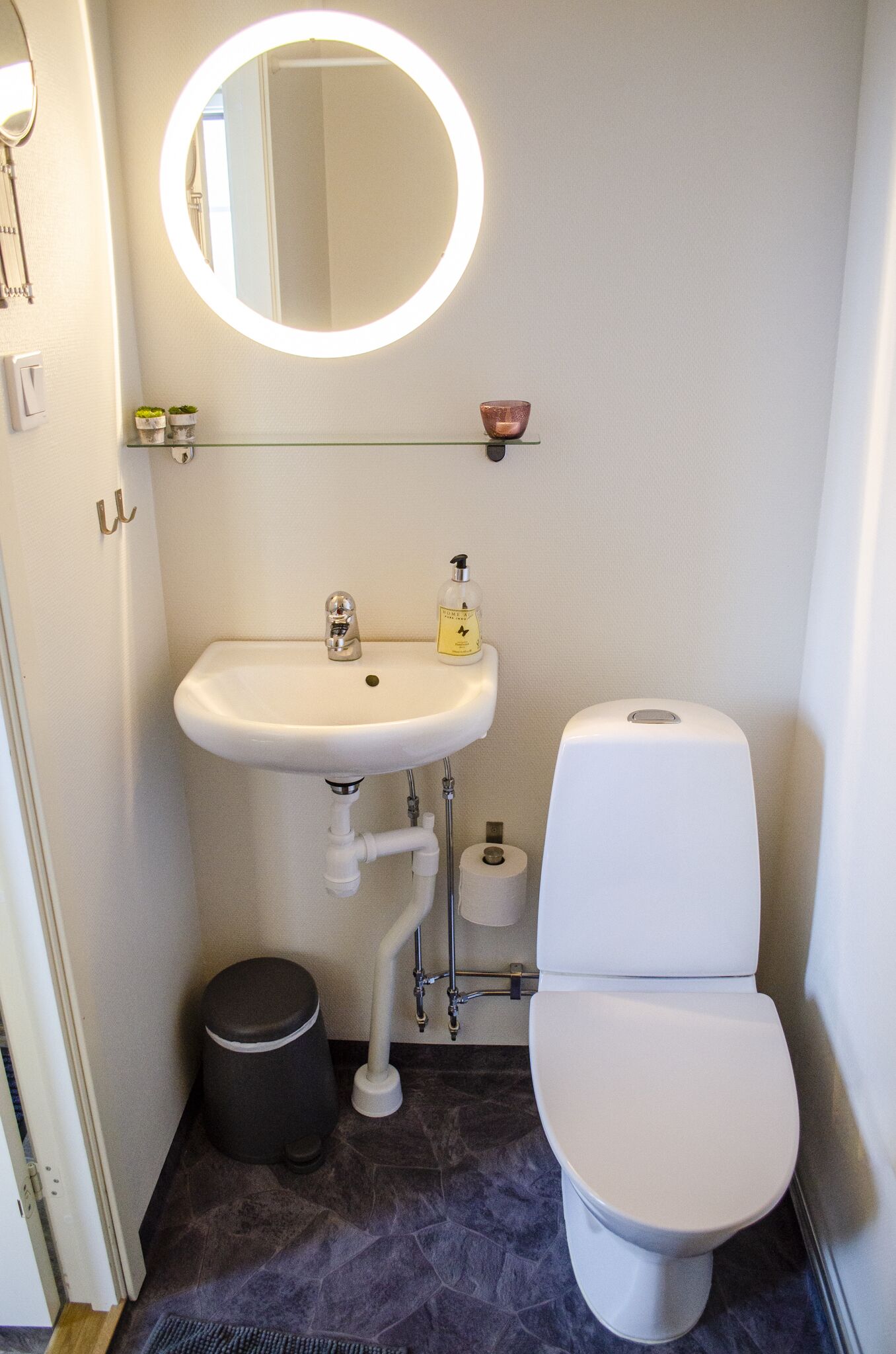 superior double or twin room | bathroom | shower, towels
