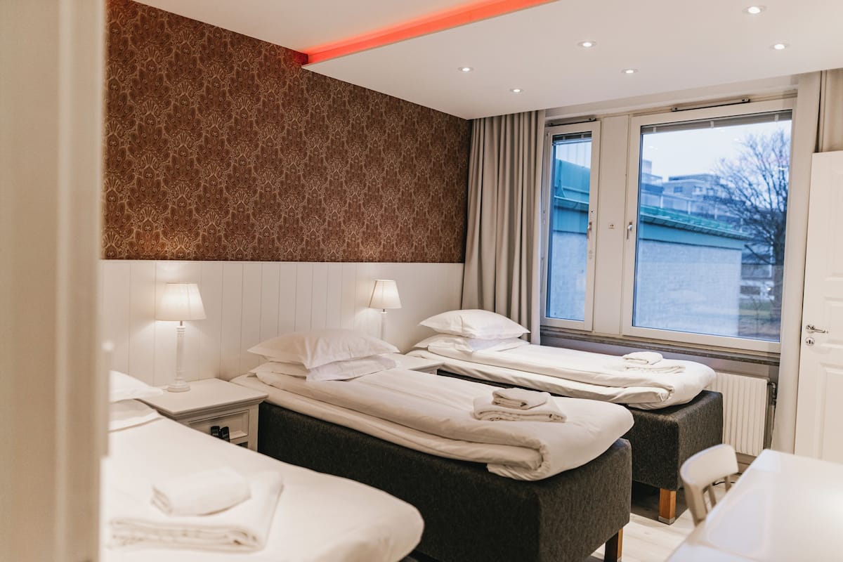Superior kamer (Family room) | 1 slaapkamer, luxe beddengoed, Select Comfort-bedden, een gratis minibar