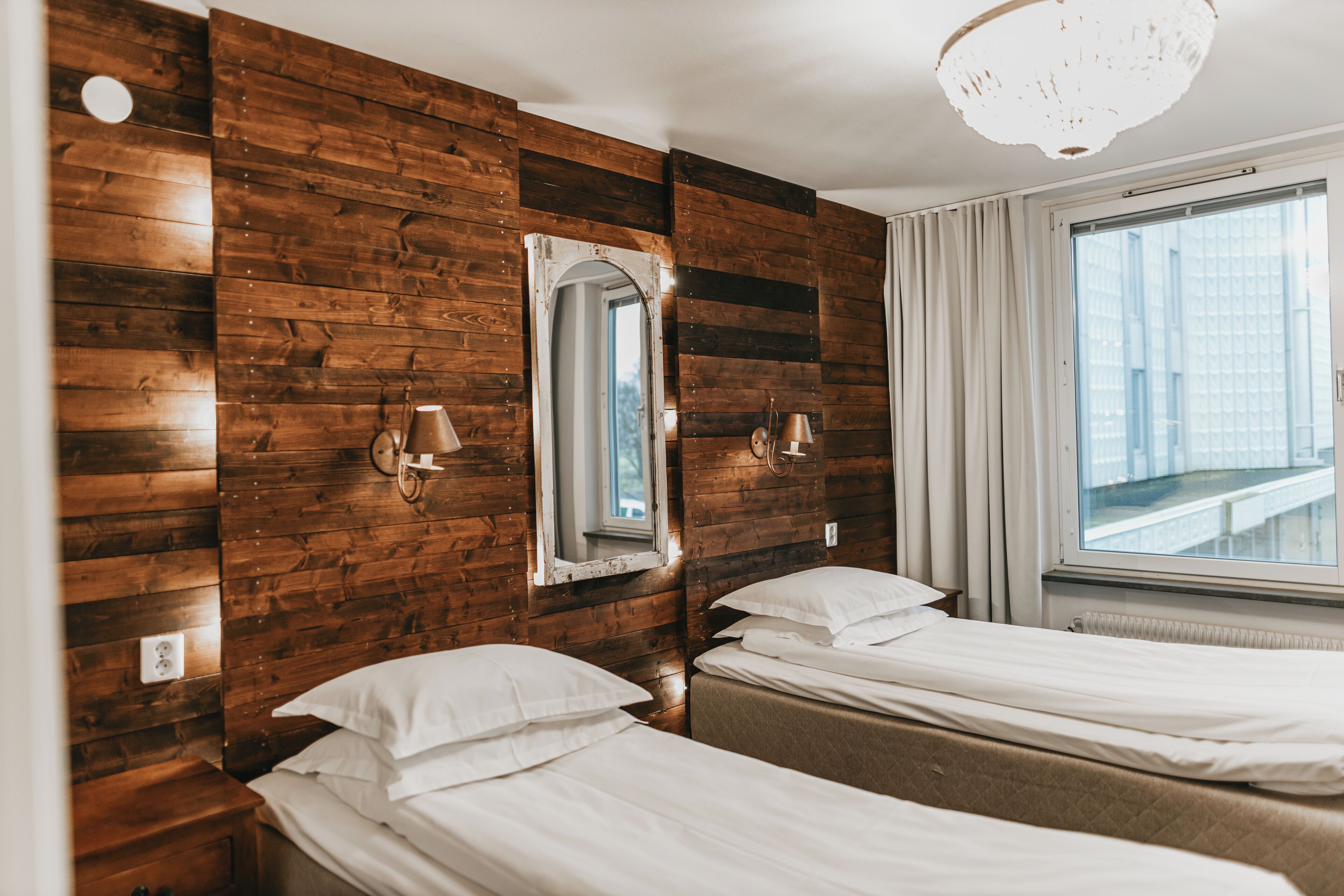 twin room extra comfort | 1 bedroom, premium bedding, select comfort beds, free minibar