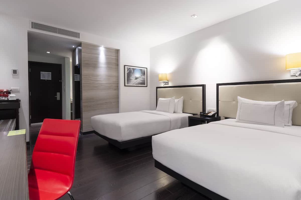 Zimmer, 2 Queen-Betten