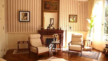 Superior Double Room, Private Bathroom, Garden View | Room amenity