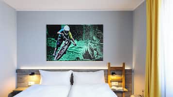Premium bedding, desk, blackout drapes, soundproofing