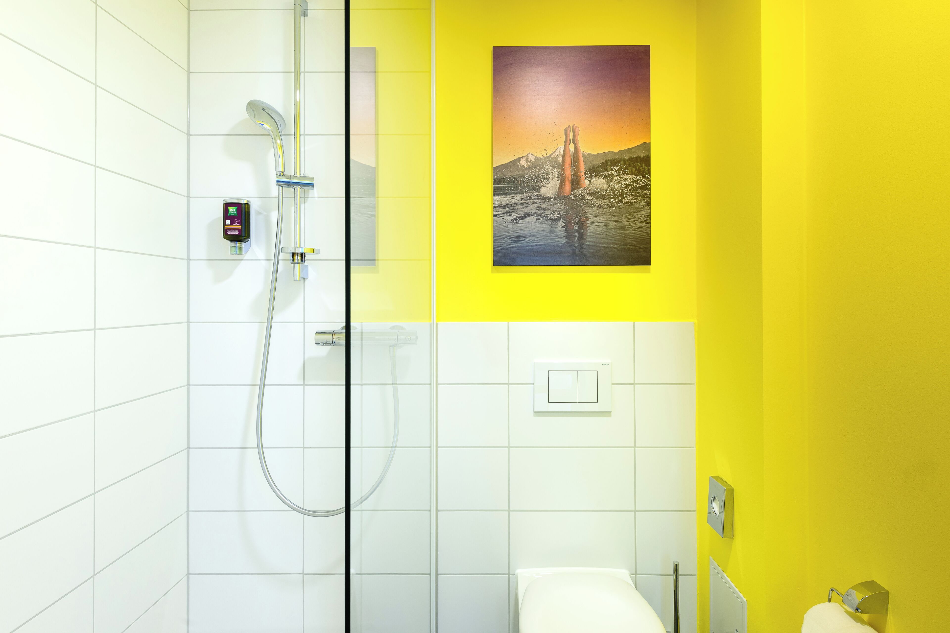 family triple room | bathroom | shower, hair dryer, towels