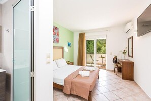 Habitación con 1 cama matrimonial o 2 individuales | Cortinas blackout y insonorización 