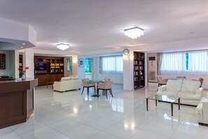 Interior - Xidas Garden  (Mylopotamos)
