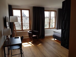 Double Room, River View | In-room safe, desk, blackout drapes, soundproofing