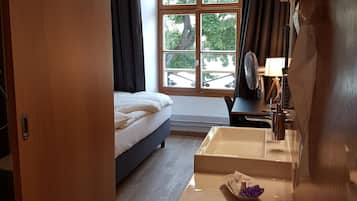 Single Room, River View | In-room safe, desk, blackout curtains, soundproofing