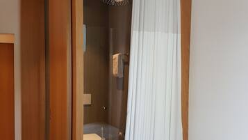 Single Room, River View | In-room safe, desk, blackout curtains, soundproofing