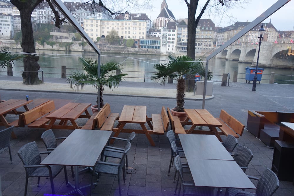East-West Riverside Hotel