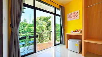 Superior Double Room | Minibar, desk, free WiFi, bed sheets