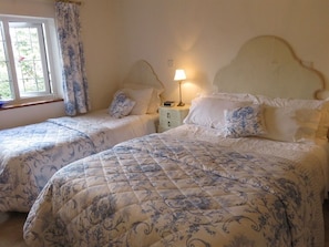 Chambre Double ou avec lits jumeaux, salle de bains attenante