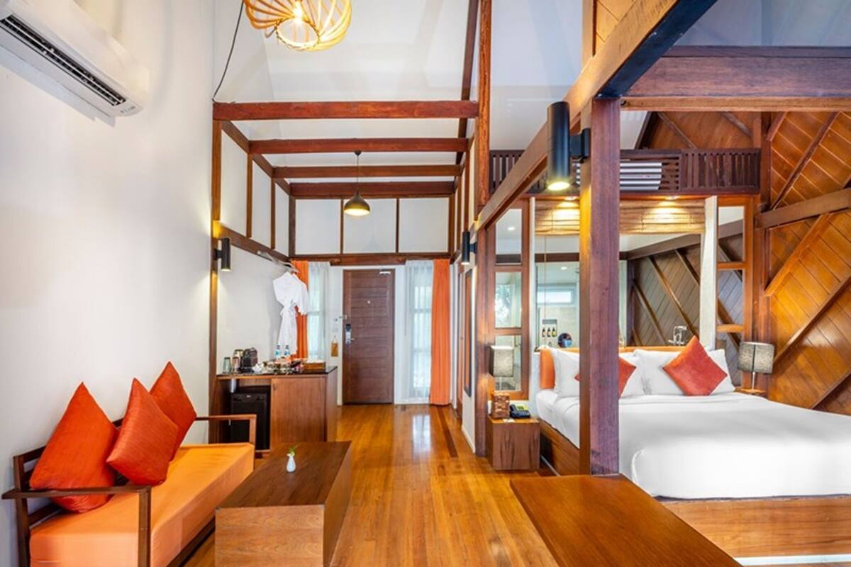 Free minibar, in-room safe, desk, free cots/infant beds