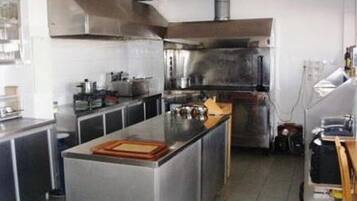 Breakfast, lunch, dinner served; Greek cuisine