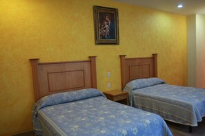 Quarto casal, 2 camas de casal