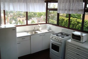 Standard Double Room, 1 King Bed, Terrace | Individually decorated, free WiFi - Hospedaje Colibri (San Miguel de Allende)