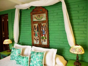 Standard Double Room, 1 King Bed, Terrace - Hospedaje Colibri (San Miguel de Allende)